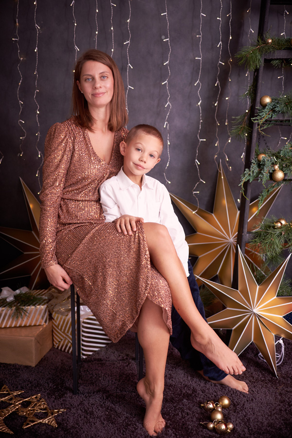 oryginalna mini sesja świąteczna zimowa w studio w Częstochowie Fleszkastudio