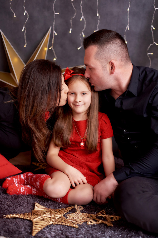 oryginalna mini sesja świąteczna zimowa w studio w Częstochowie Fleszkastudio
